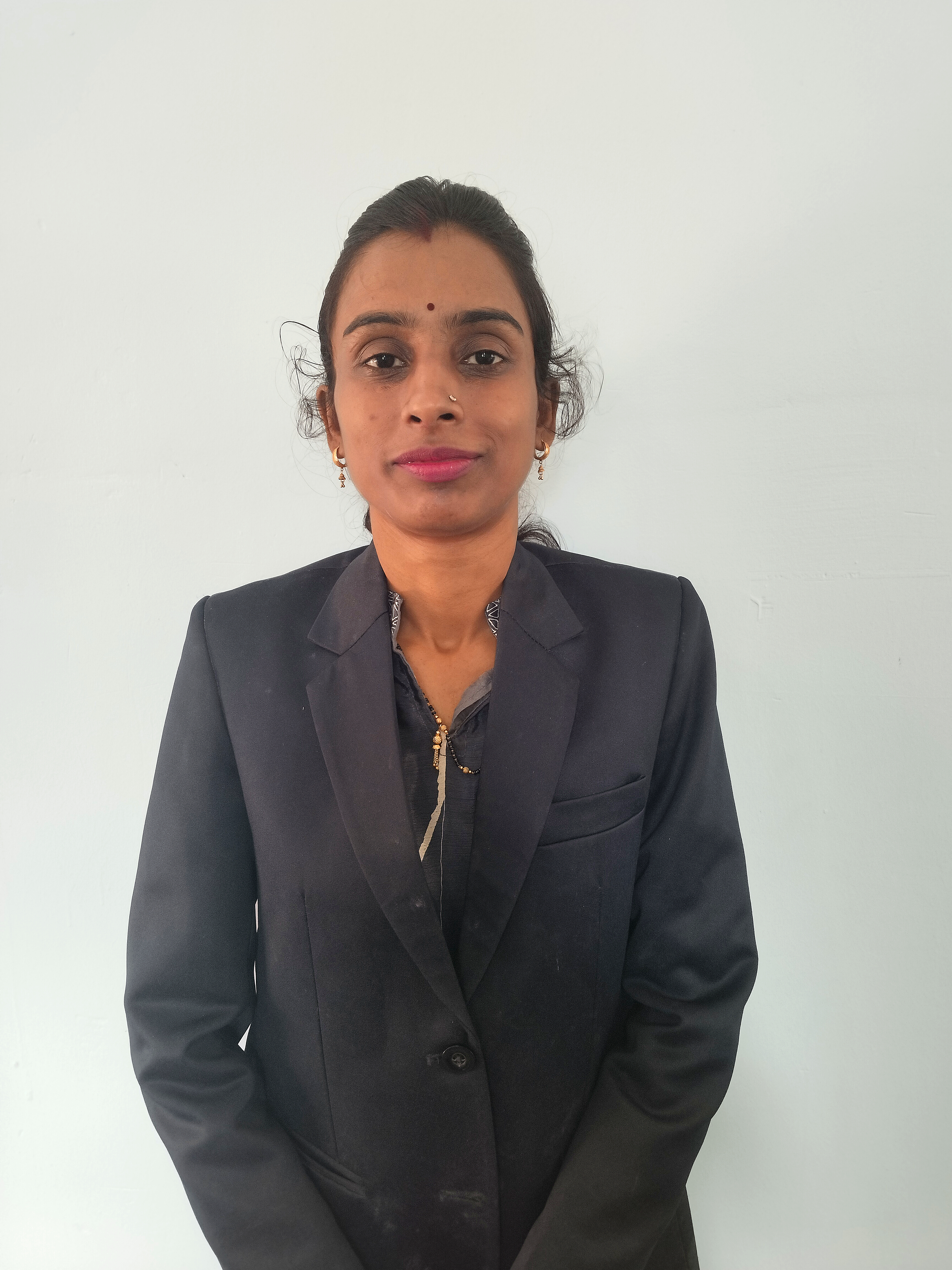 Monika Gehlot, Teacher