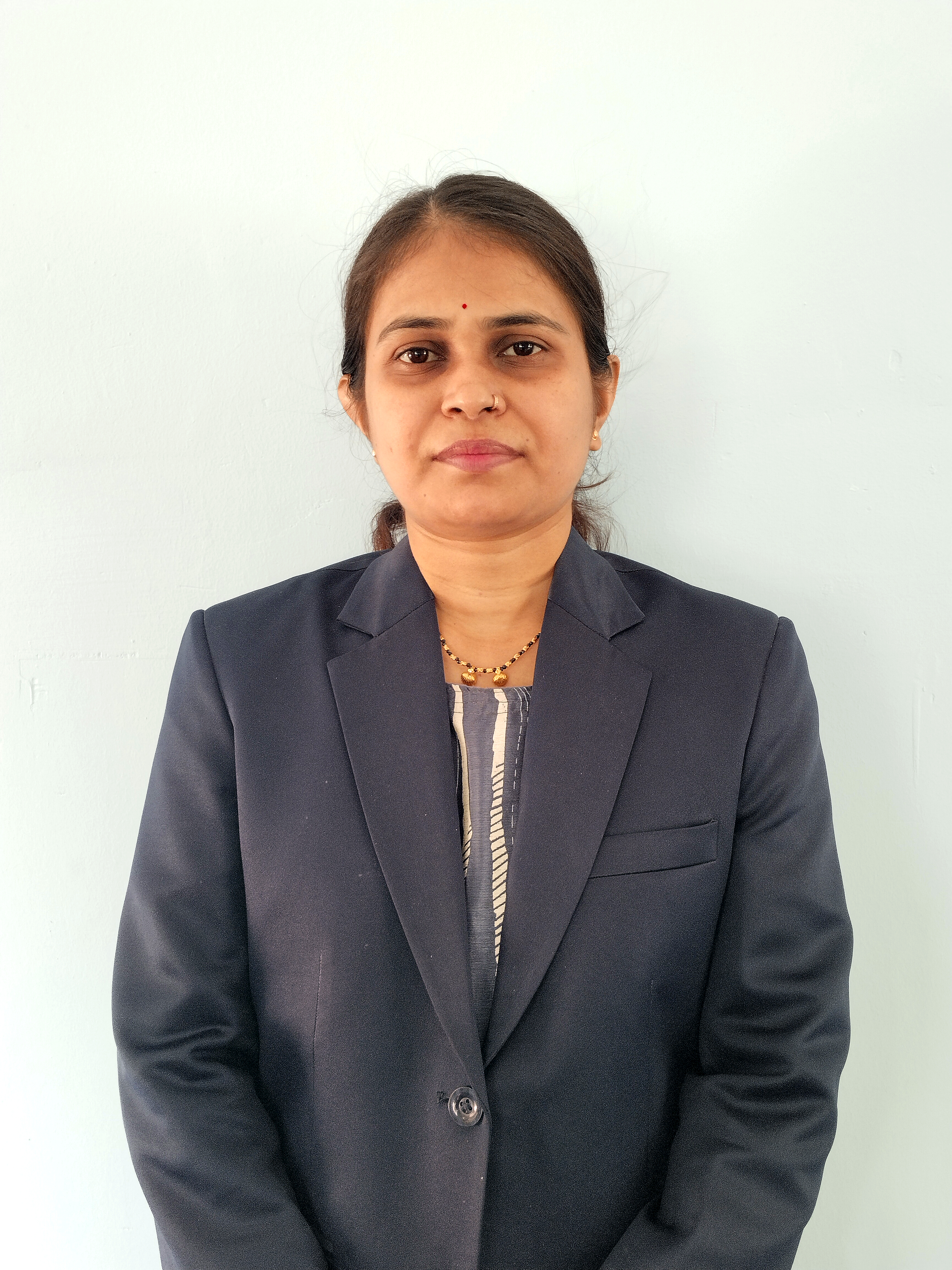 Rinki Khilari, Teacher