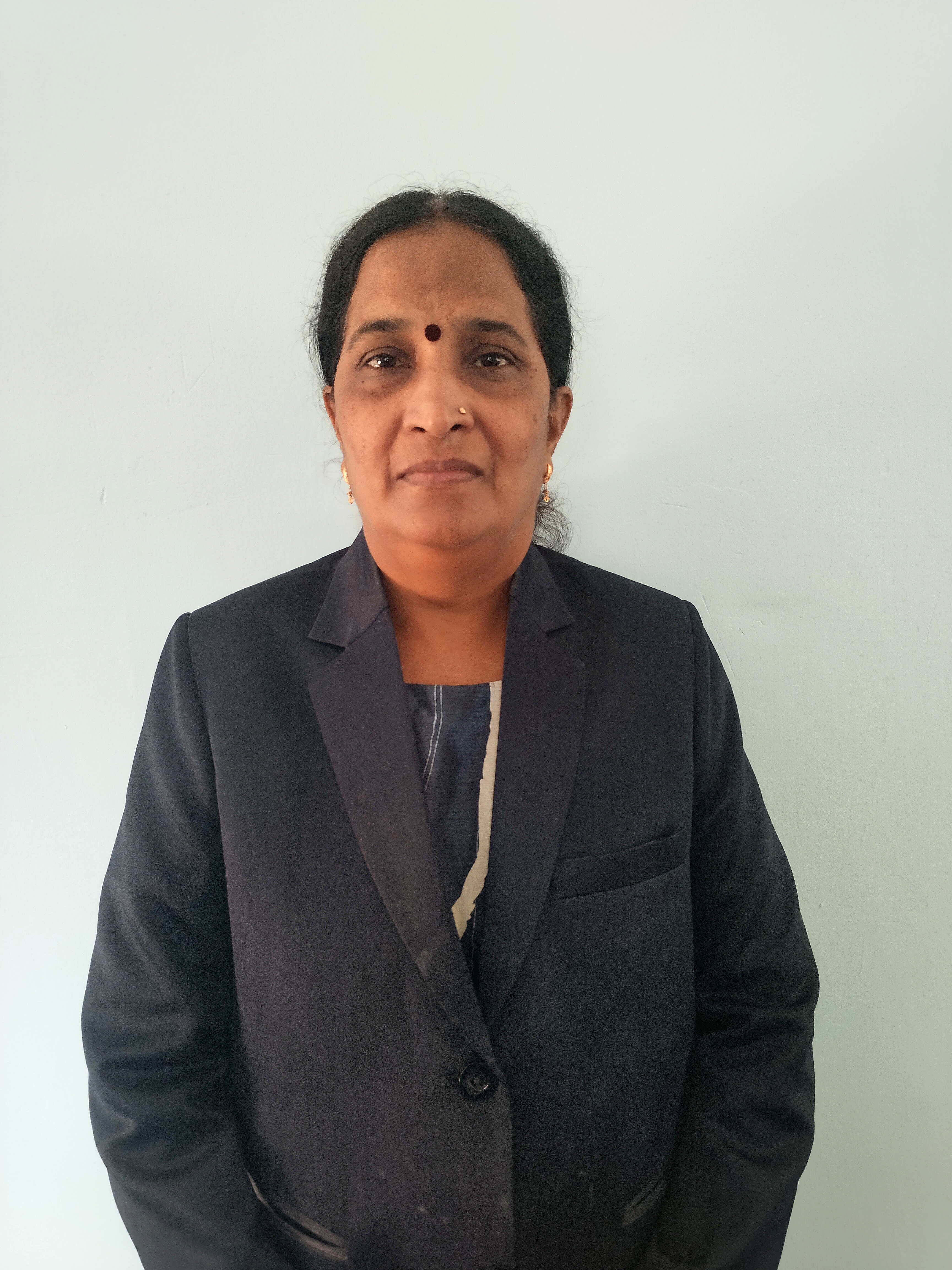 Sunita Pal, Teacher